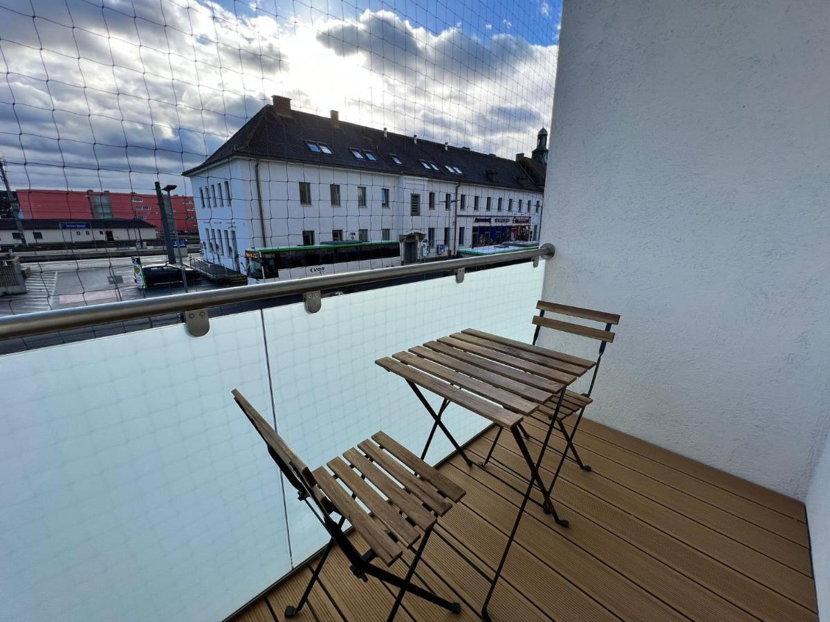 Modern Hotel At Krems An Der Donau - Hauptbahnhof エクステリア 写真